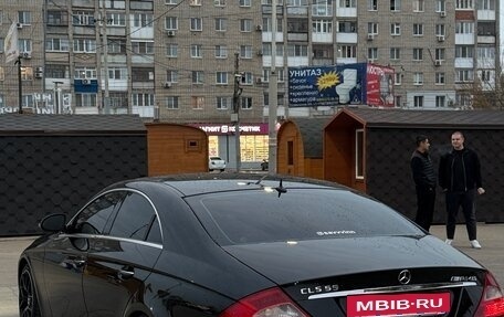 Mercedes-Benz CLS, 2005 год, 990 000 рублей, 3 фотография