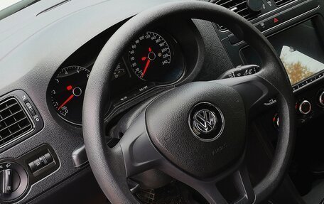Volkswagen Polo VI (EU Market), 2018 год, 1 400 000 рублей, 9 фотография