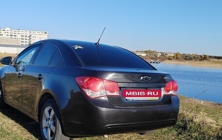 Chevrolet Cruze II, 2011 год, 715 000 рублей, 2 фотография