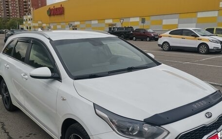 KIA cee'd III, 2021 год, 1 340 000 рублей, 2 фотография