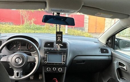 Volkswagen Polo VI (EU Market), 2011 год, 610 000 рублей, 11 фотография