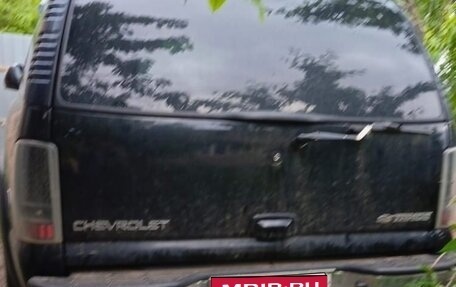 Chevrolet Tahoe II, 2004 год, 550 000 рублей, 1 фотография