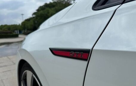 Volkswagen Golf GTI, 2021 год, 2 410 000 рублей, 7 фотография