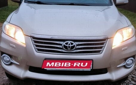 Toyota RAV4, 2011 год, 1 550 000 рублей, 1 фотография