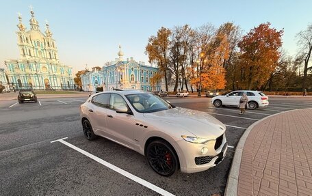 Maserati Levante I, 2018 год, 7 999 000 рублей, 3 фотография