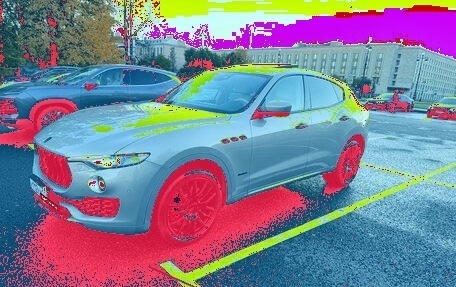 Maserati Levante I, 2018 год, 7 999 000 рублей, 4 фотография