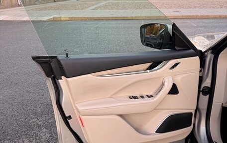 Maserati Levante I, 2018 год, 7 999 000 рублей, 17 фотография