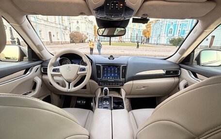 Maserati Levante I, 2018 год, 7 999 000 рублей, 32 фотография