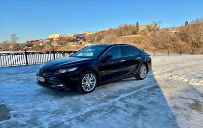 Toyota Camry, 2018 год, 2 300 000 рублей, 1 фотография
