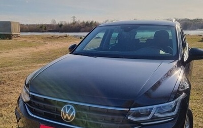 Volkswagen Tiguan II, 2021 год, 3 300 000 рублей, 1 фотография