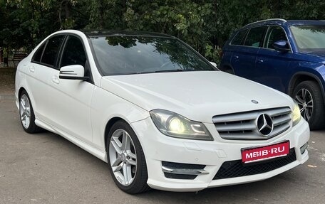 Mercedes-Benz C-Класс, 2013 год, 1 825 000 рублей, 1 фотография