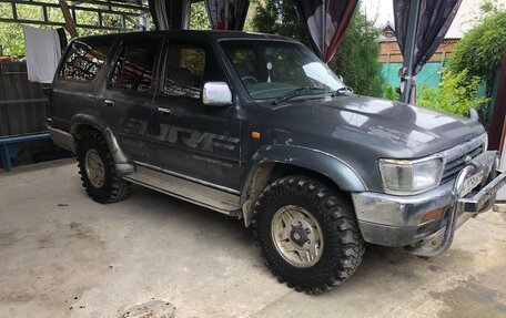 Toyota Hilux Surf III рестайлинг, 1993 год, 750 000 рублей, 1 фотография