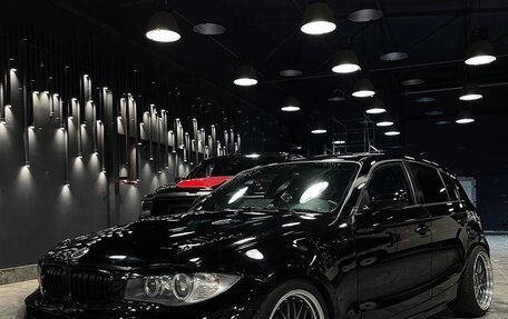 BMW 1 серия, 2011 год, 1 100 000 рублей, 8 фотография