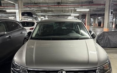 Volkswagen Tiguan II, 2018 год, 2 850 000 рублей, 1 фотография