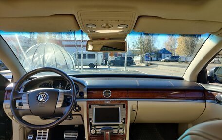 Volkswagen Phaeton I рестайлинг, 2012 год, 1 600 000 рублей, 13 фотография