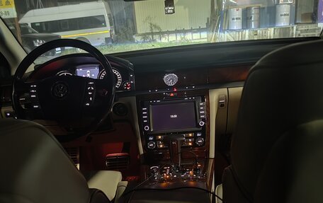 Volkswagen Phaeton I рестайлинг, 2012 год, 1 600 000 рублей, 17 фотография