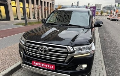 Toyota Land Cruiser 200, 2019 год, 7 499 000 рублей, 1 фотография