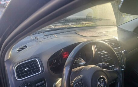 Volkswagen Polo VI (EU Market), 2013 год, 750 000 рублей, 8 фотография