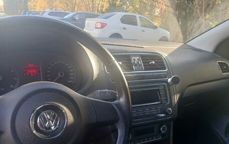 Volkswagen Polo VI (EU Market), 2013 год, 750 000 рублей, 7 фотография
