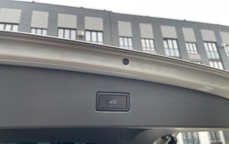 Volkswagen Tiguan II, 2019 год, 2 570 000 рублей, 21 фотография