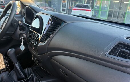 Mitsubishi L200 IV рестайлинг, 2022 год, 3 250 000 рублей, 5 фотография