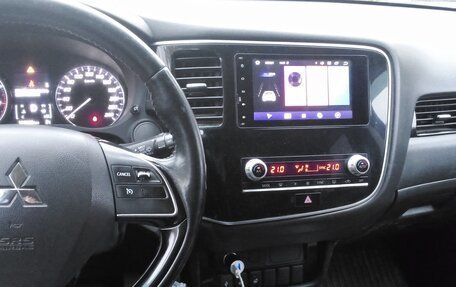 Mitsubishi Outlander III рестайлинг 3, 2021 год, 2 033 000 рублей, 5 фотография