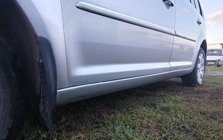 Volkswagen Touran III, 2008 год, 669 000 рублей, 11 фотография