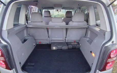 Volkswagen Touran III, 2008 год, 669 000 рублей, 8 фотография