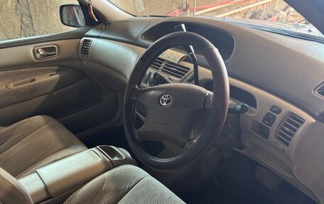 Toyota Vista V30, 2002 год, 520 000 рублей, 6 фотография