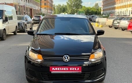 Volkswagen Polo VI (EU Market), 2014 год, 685 000 рублей, 2 фотография