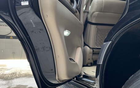 Toyota Land Cruiser 100 рестайлинг 2, 2006 год, 2 750 000 рублей, 12 фотография