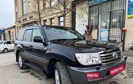 Toyota Land Cruiser 100 рестайлинг 2, 2006 год, 2 750 000 рублей, 20 фотография