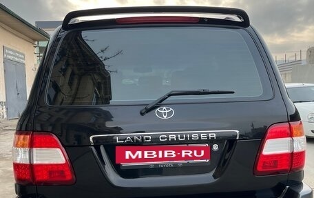 Toyota Land Cruiser 100 рестайлинг 2, 2006 год, 2 750 000 рублей, 22 фотография