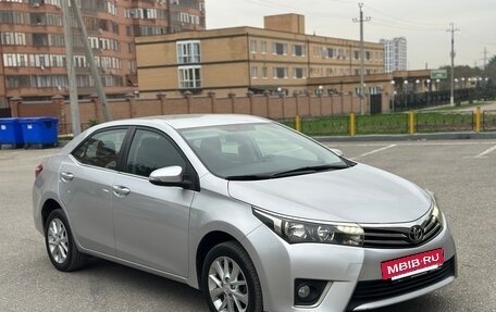 Toyota Corolla, 2013 год, 1 270 000 рублей, 2 фотография