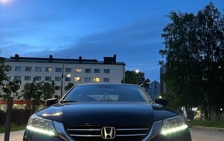 Honda Accord IX рестайлинг, 2013 год, 1 320 000 рублей, 10 фотография