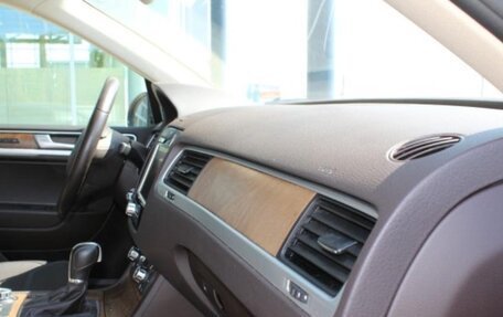 Volkswagen Touareg III, 2014 год, 2 950 000 рублей, 6 фотография