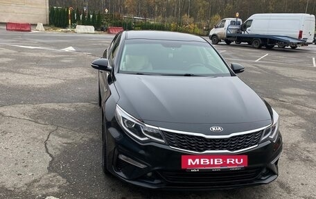 KIA Optima IV, 2018 год, 1 570 000 рублей, 2 фотография