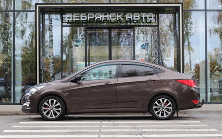 Hyundai Solaris II рестайлинг, 2015 год, 1 200 000 рублей, 3 фотография