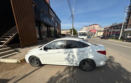 Hyundai Solaris II рестайлинг, 2013 год, 750 000 рублей, 2 фотография