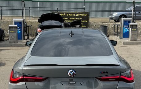 BMW M4, 2022 год, 8 999 999 рублей, 2 фотография