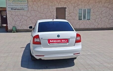 Skoda Octavia, 2011 год, 700 000 рублей, 6 фотография