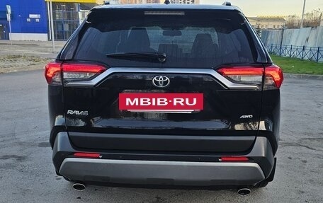Toyota RAV4, 2021 год, 3 500 000 рублей, 7 фотография