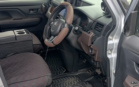 Toyota Roomy I, 2019 год, 920 000 рублей, 31 фотография