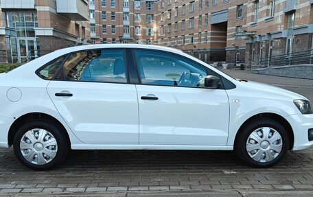 Volkswagen Polo VI (EU Market), 2017 год, 1 100 000 рублей, 11 фотография