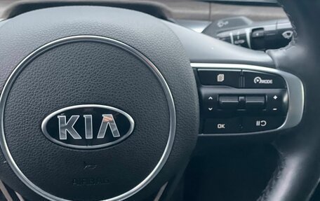 KIA K5, 2021 год, 2 300 000 рублей, 12 фотография