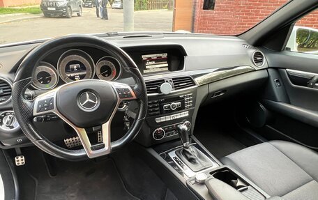 Mercedes-Benz C-Класс, 2013 год, 1 825 000 рублей, 16 фотография