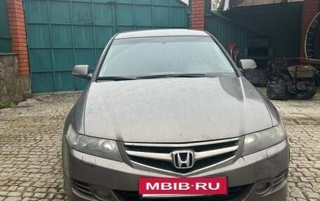 Honda Accord VII рестайлинг, 2007 год, 750 000 рублей, 2 фотография
