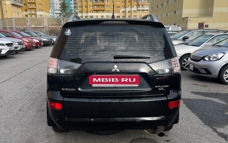 Mitsubishi Outlander III рестайлинг 3, 2007 год, 870 000 рублей, 4 фотография