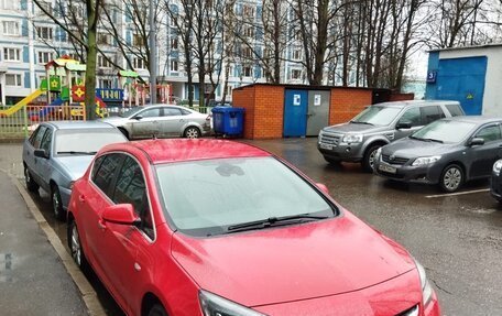 Opel Astra J, 2013 год, 790 000 рублей, 2 фотография