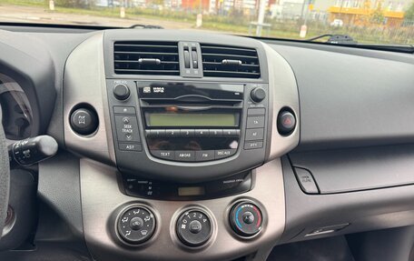 Toyota RAV4, 2011 год, 1 600 000 рублей, 11 фотография